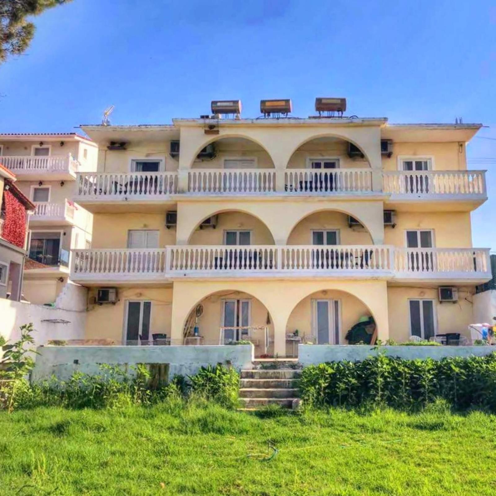 Red Sun Apartments Ammoudi Zewnętrze zdjęcie